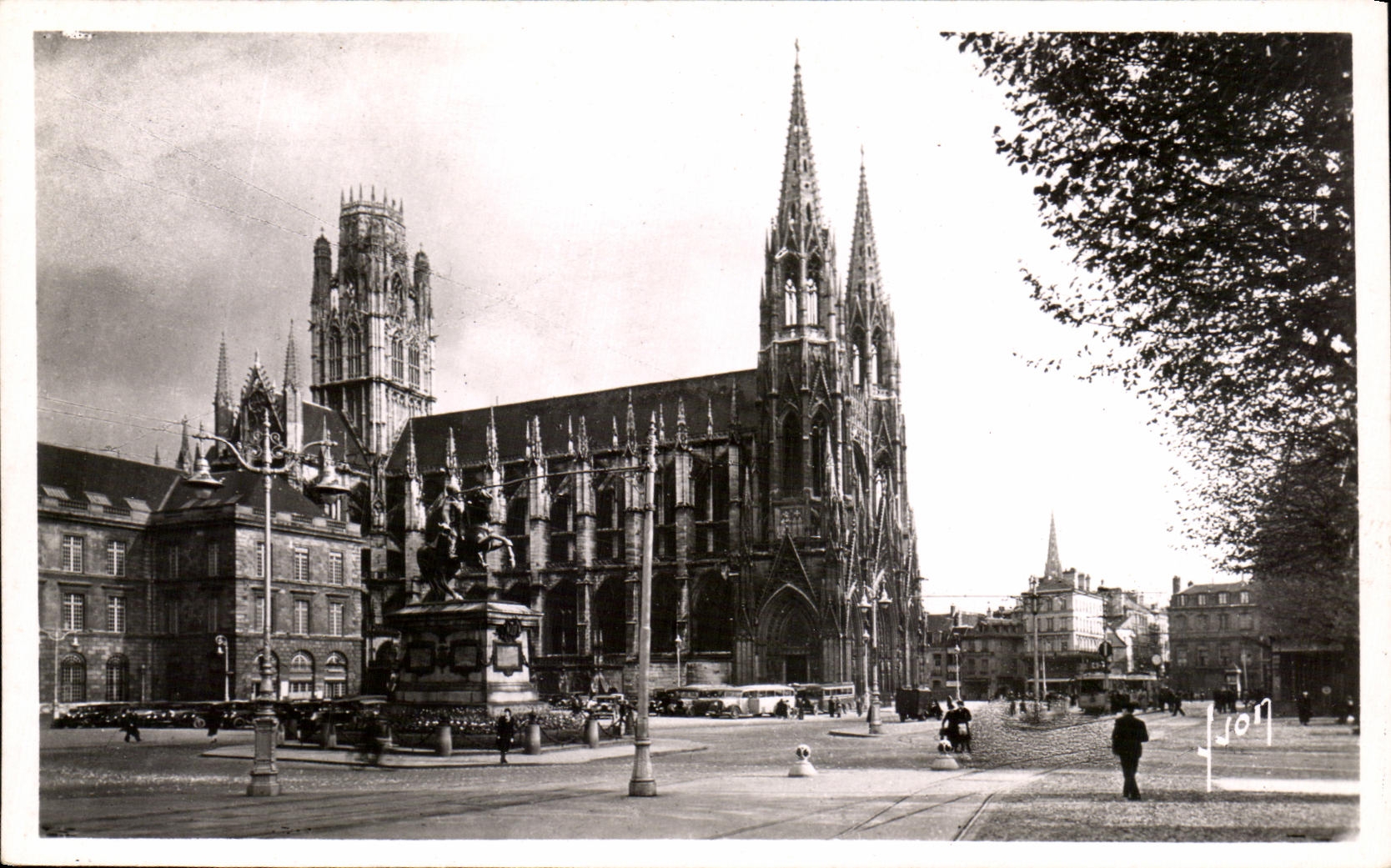 CPA Rouen Places Town hall Church St Ouen
