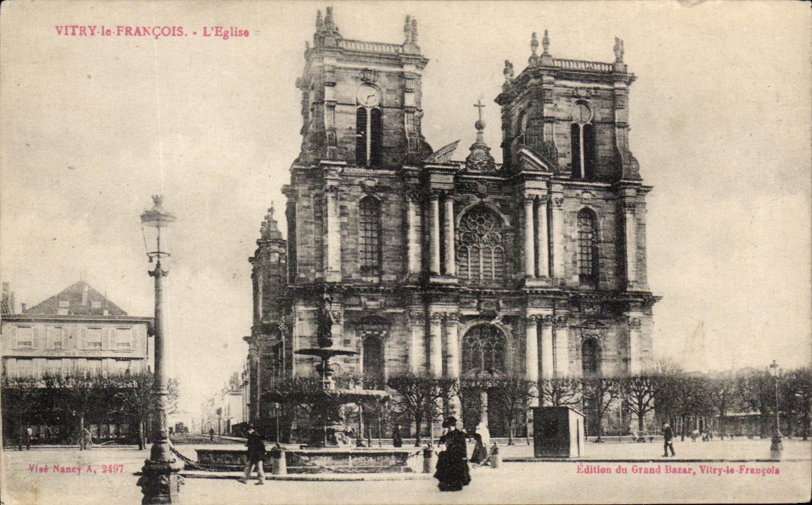 CPA Vitry le Francois L Eglise