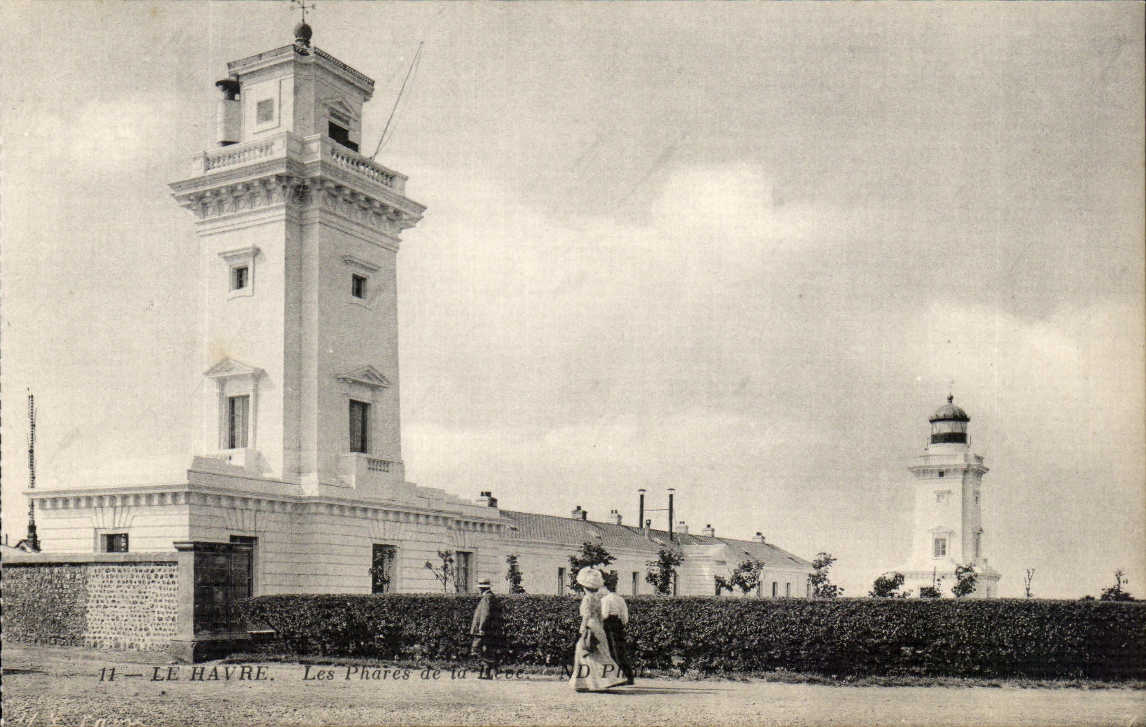 CPA Le Havre Les Phares de la Heve