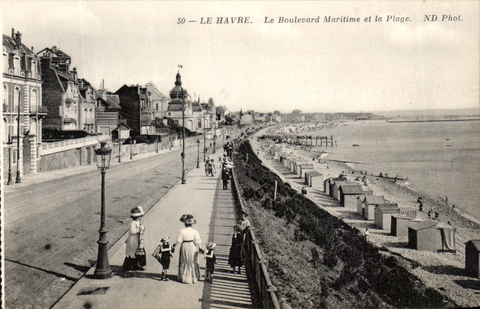 CPA Le Havre Le Boulevard Maritime et la Plage