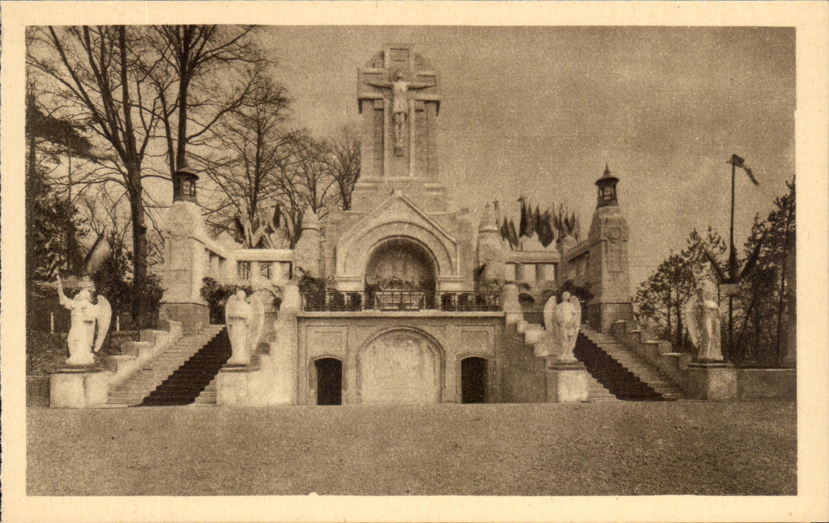 VINTAGE POSTCARD the Basilica of Lisieux the Way of Cross Station and Monumental Martyrdom