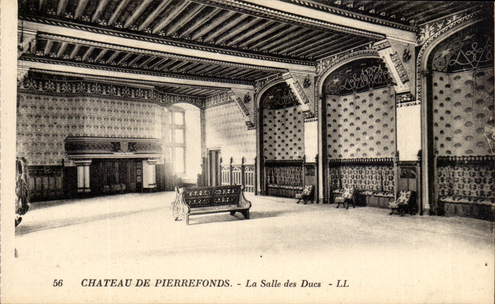 CPA Chateau De Pierrefonds Le Salle des Ducs