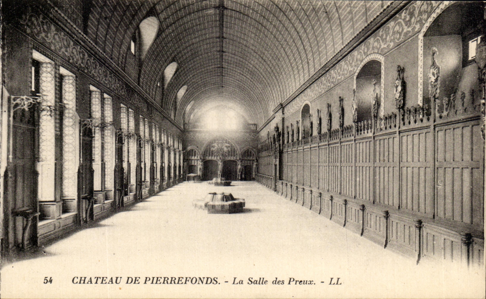 CPA Chateau De Pierrefonds Le Salle des Preux