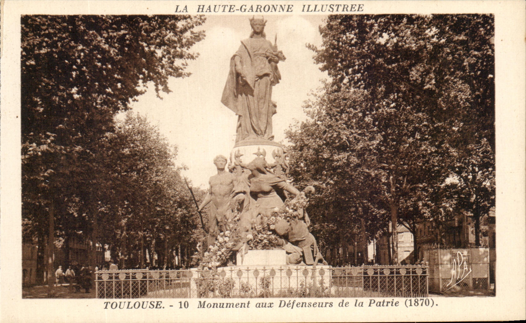 CPA La Haute Garonne Illustree Toulouse Monument aux Defenseurs de la Patrie 1870 Militaria