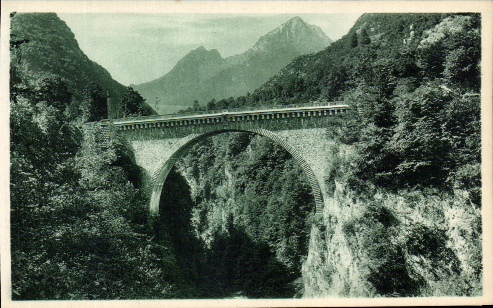 VINTAGE POSTCARD Beautiful Landscapes of France the Pyrenees Saint Saver the Napoleon Bridge