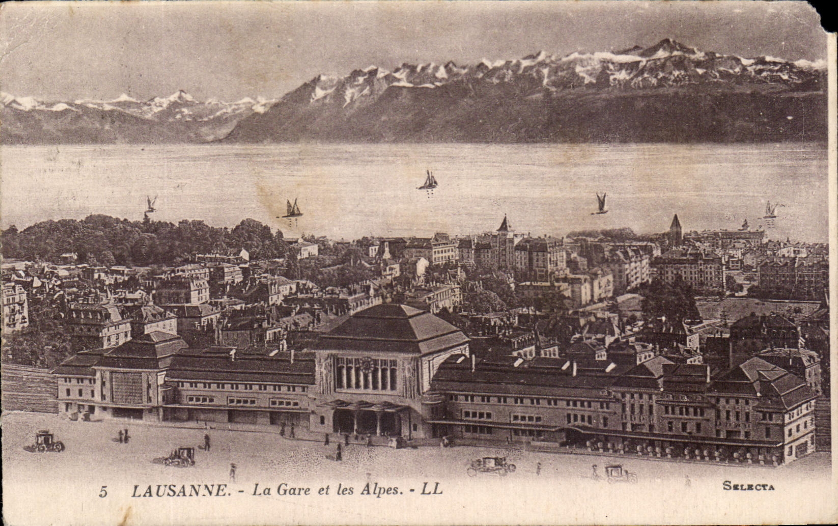 CPA Lausanne La Gare et Les Alpes