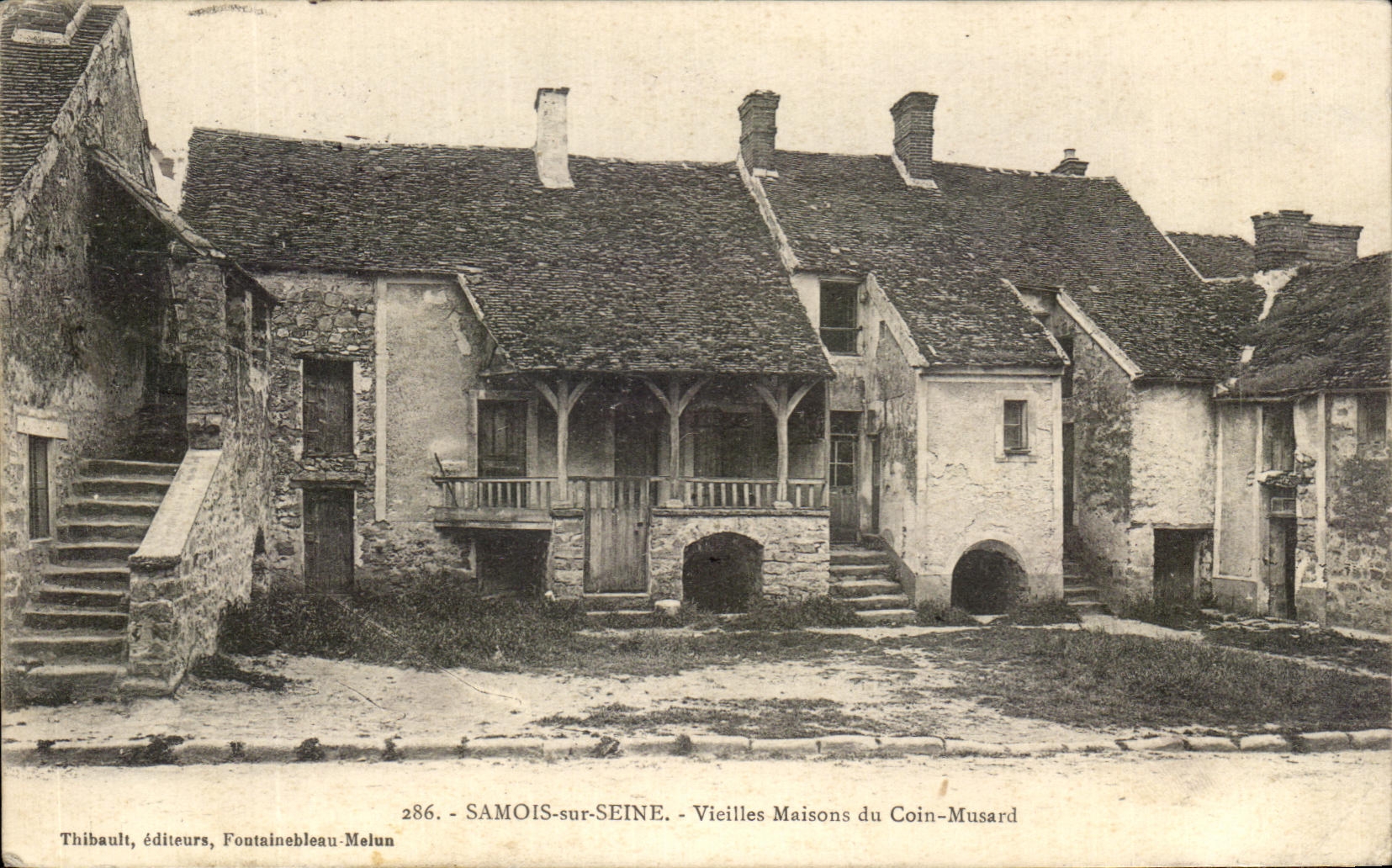 VINTAGE POSTCARD Samois On the Seine Old women Houses of the Musard Corner