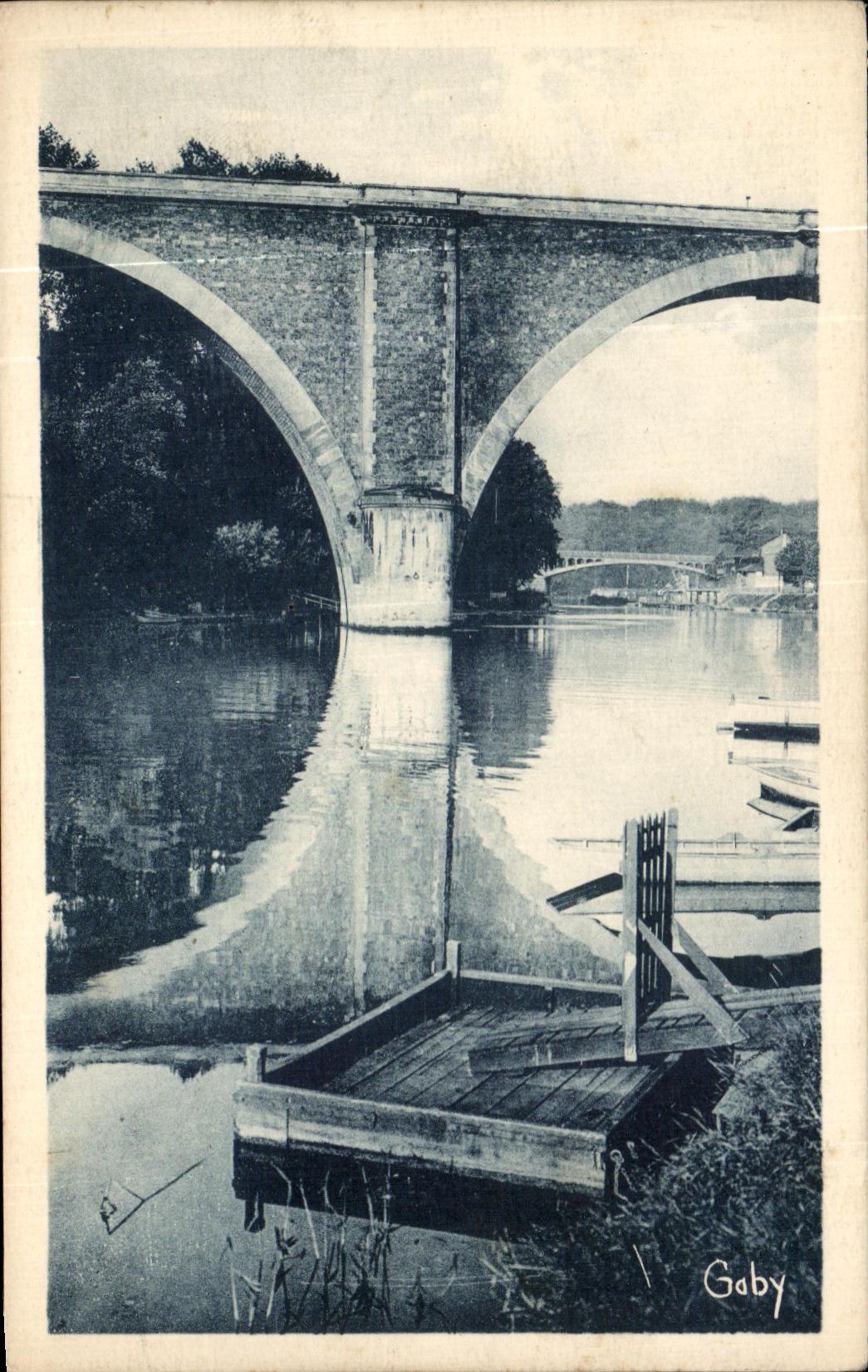 VINTAGE POSTCARD the Viaduct of Nogent and the Bridge of Champigny