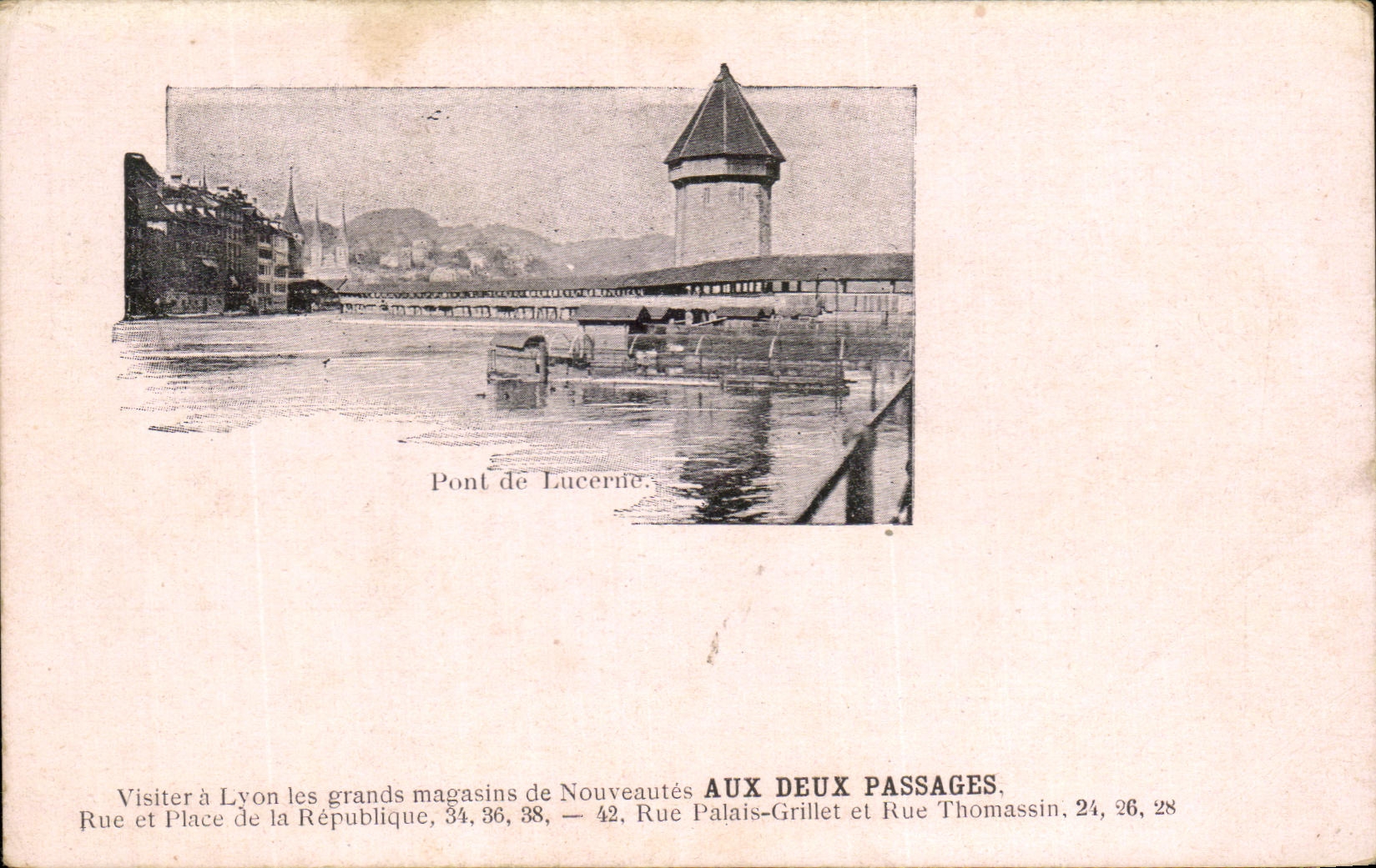 CPA Aux Deux Passages Rue et Place de la Republique Pont de Lucerne