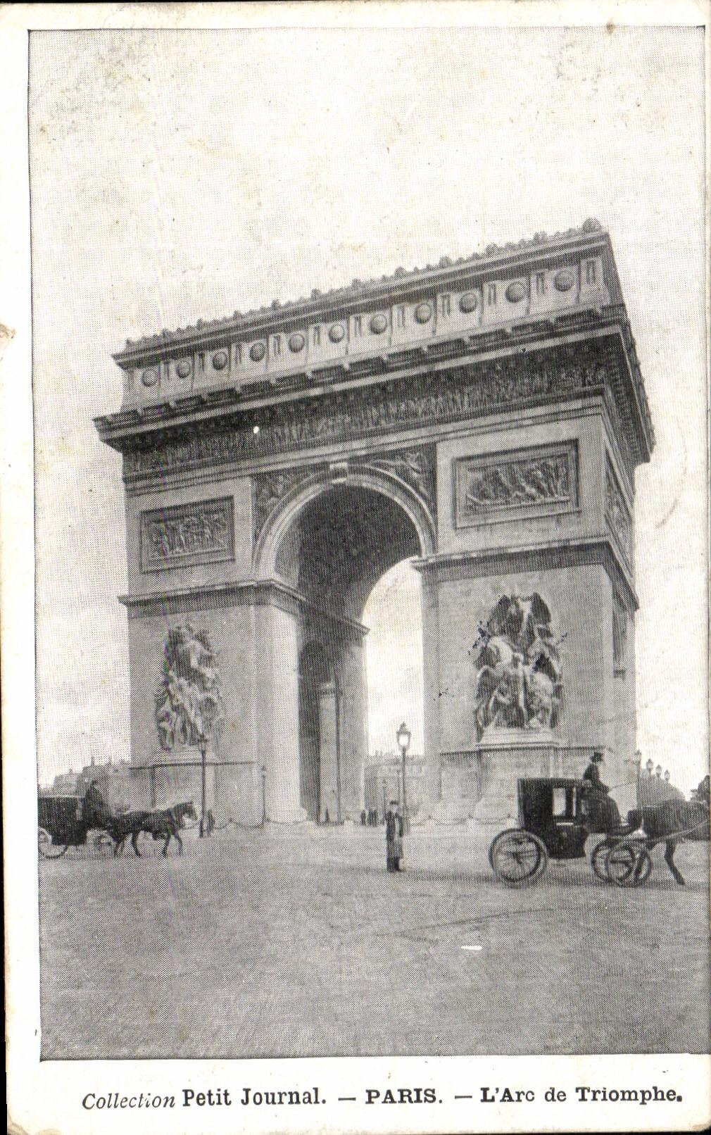 CPA Paris L Arc de Triomphe Petit Journal