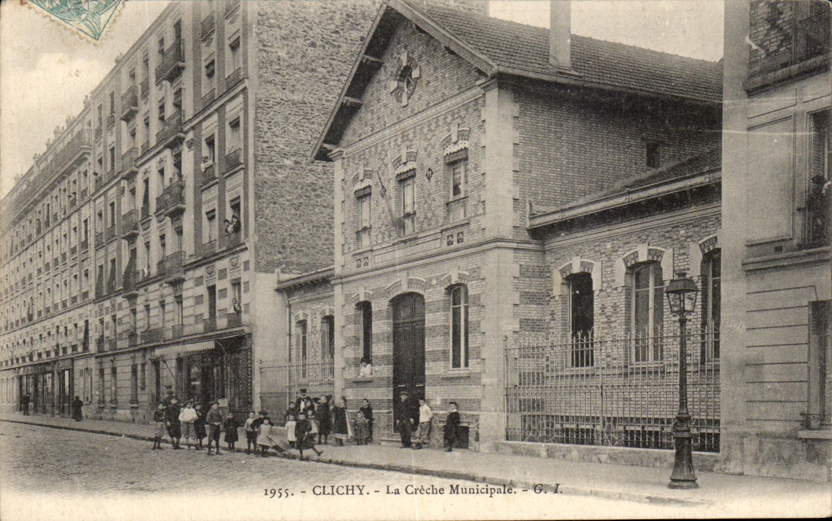 VINTAGE POSTCARD Clichy the Municipal Crib Children