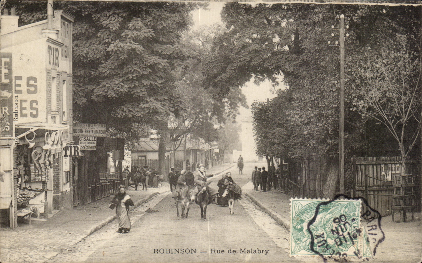VINTAGE POSTCARD Robinson Street of Malabry asses