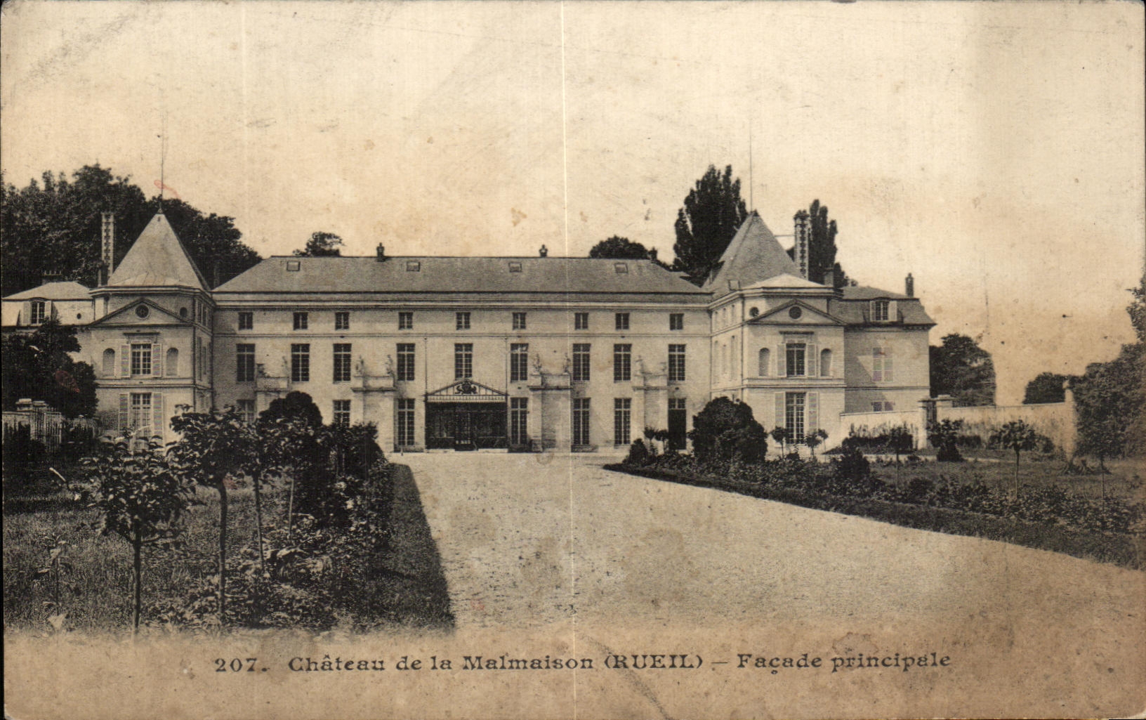 VINTAGE POSTCARD Rueil Castle of Malmaison Principal Frontage