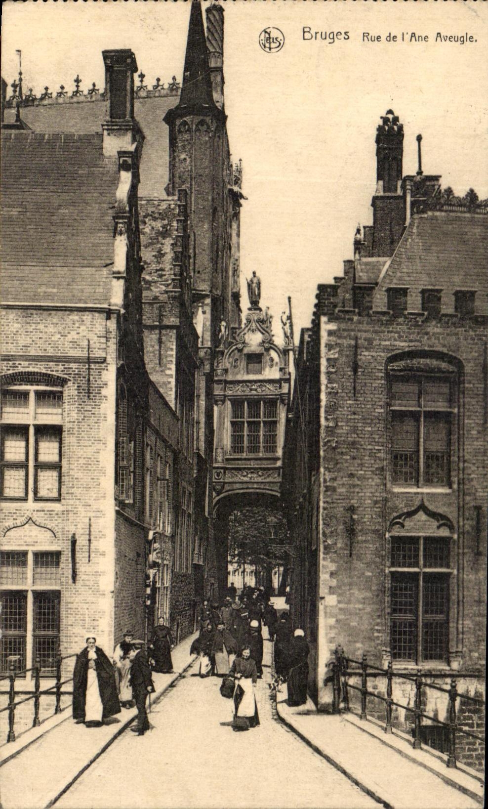 VINTAGE POSTCARD Bruges Street of L Ass Blind