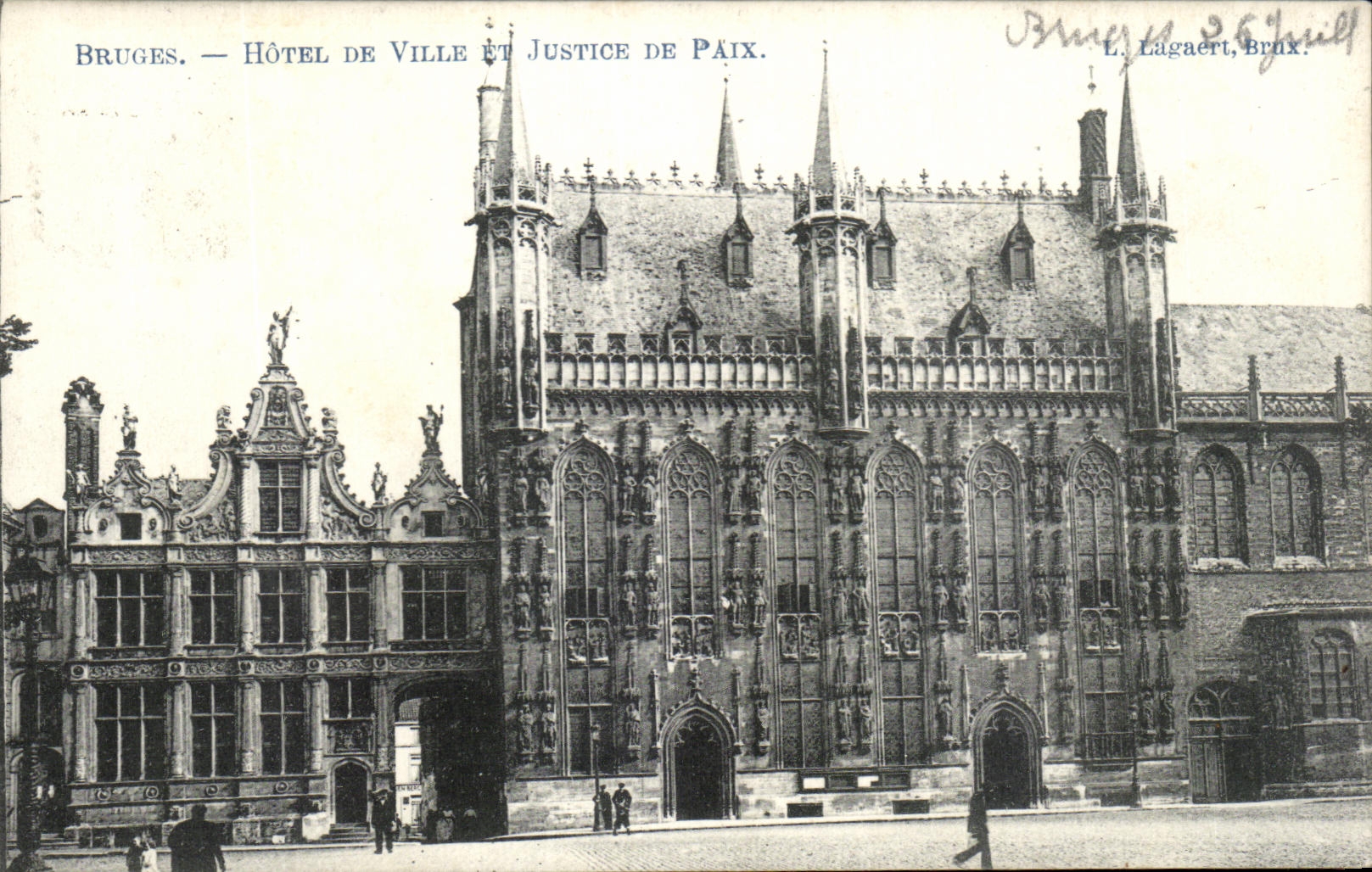 VINTAGE POSTCARD Bruges Town hall District court