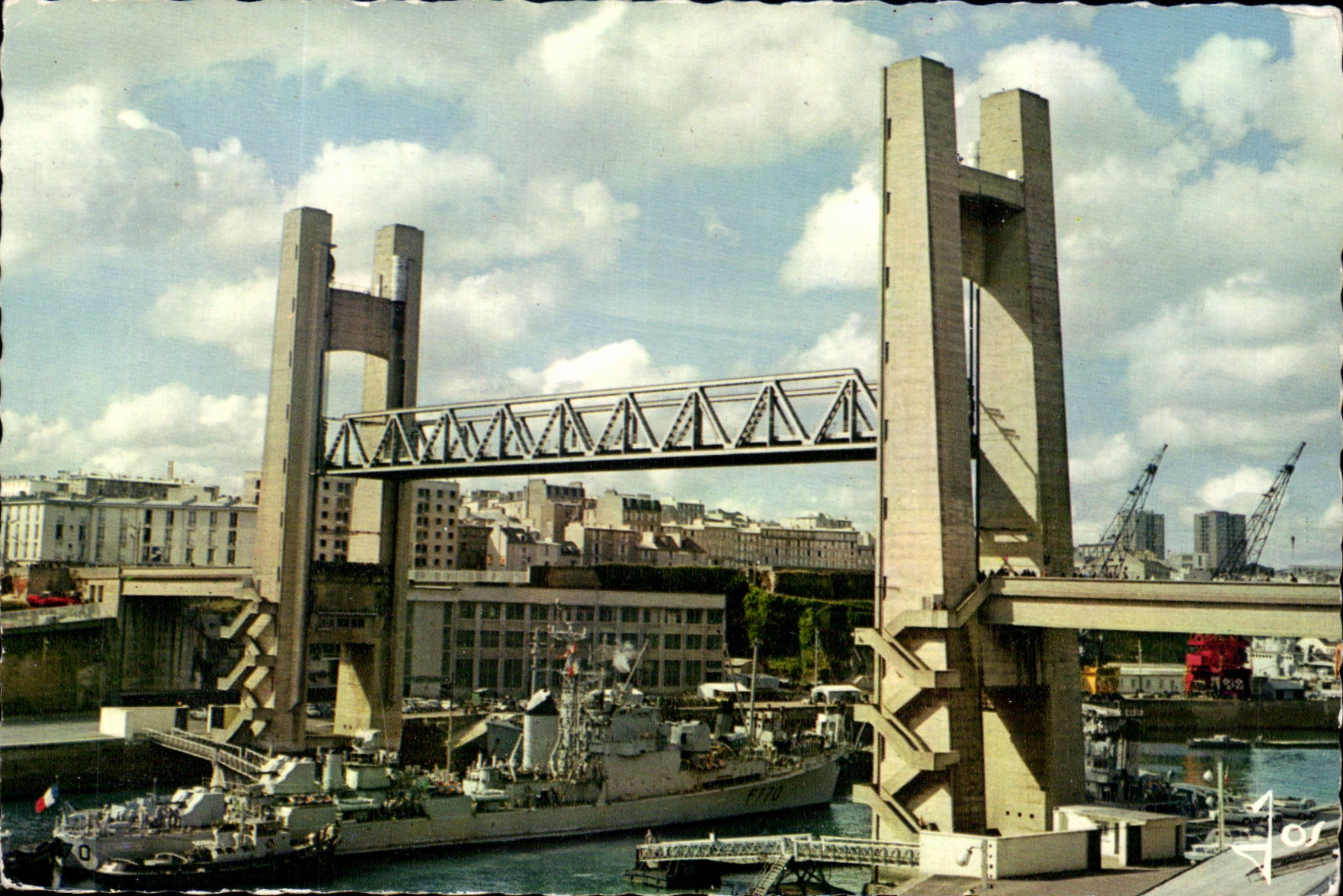 CPM Brest le pont Bateau