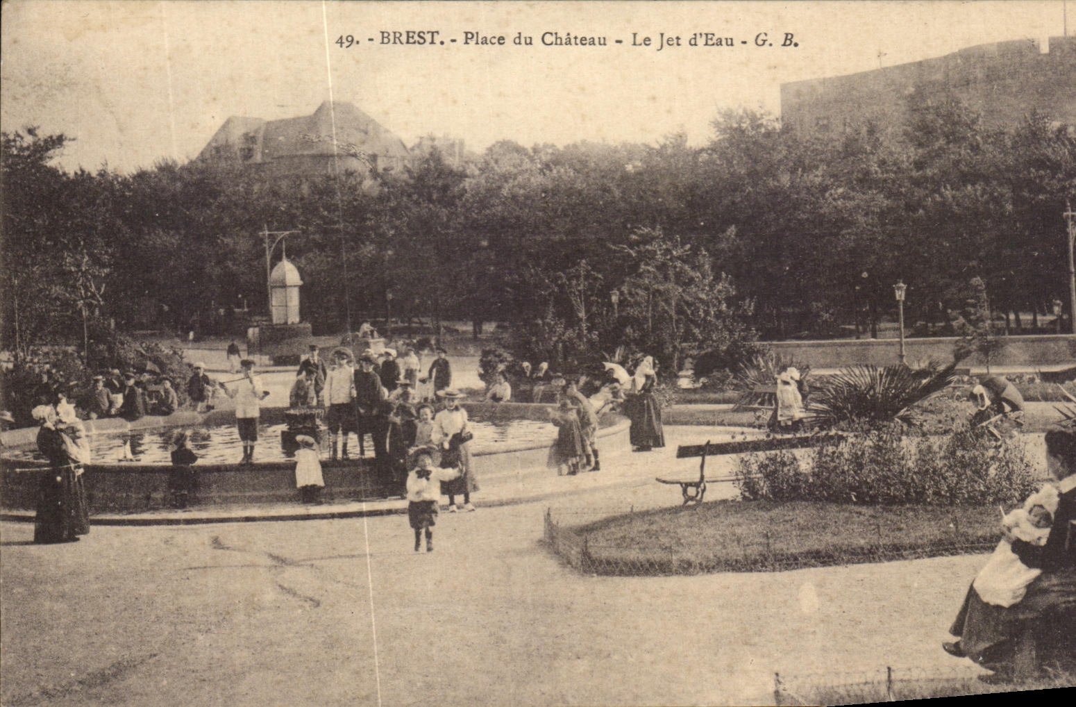 CPA Brest Place Du Chateau Enfants Nourrice