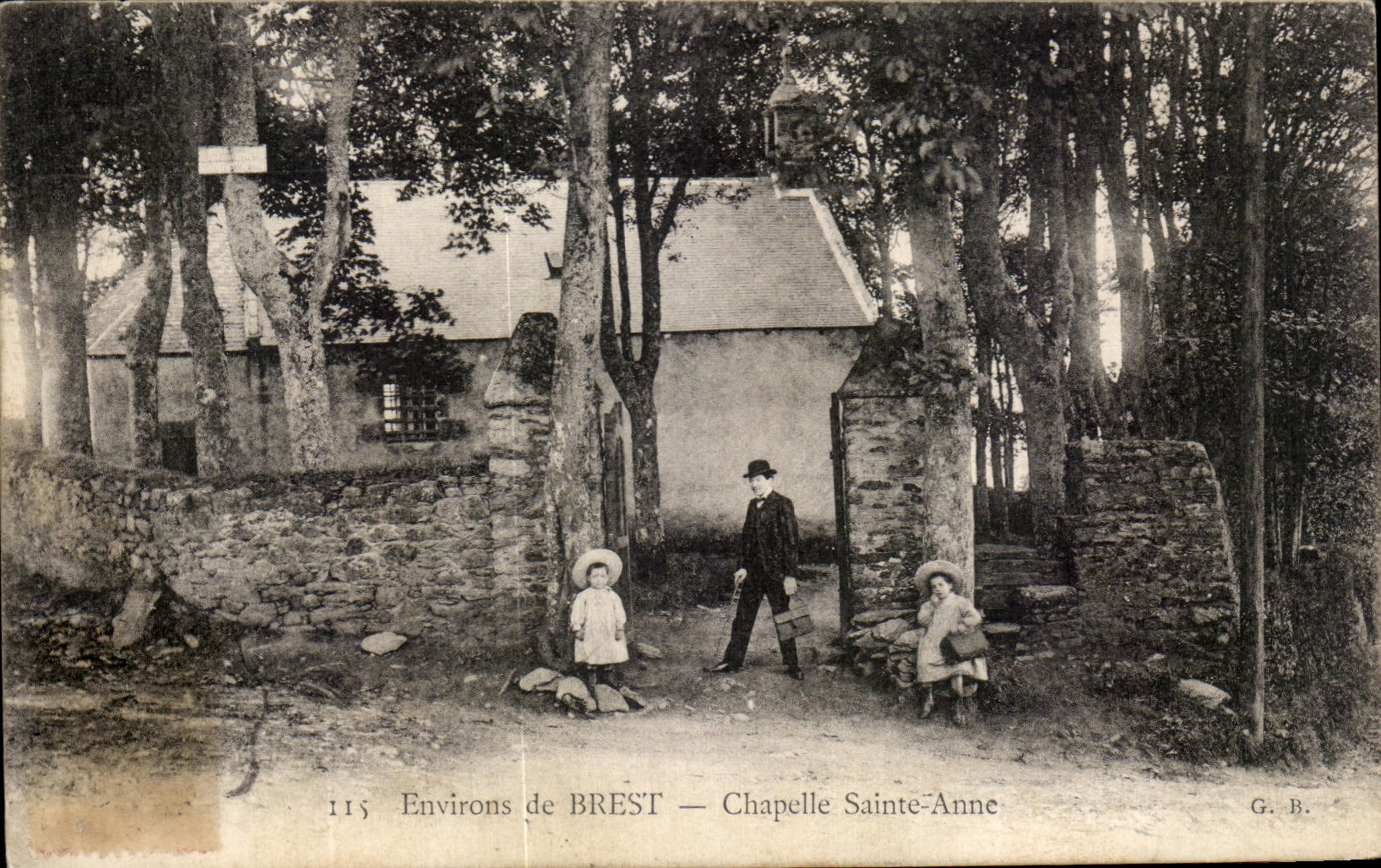 CPA Environs de Brest Chapelle Sainte Anne