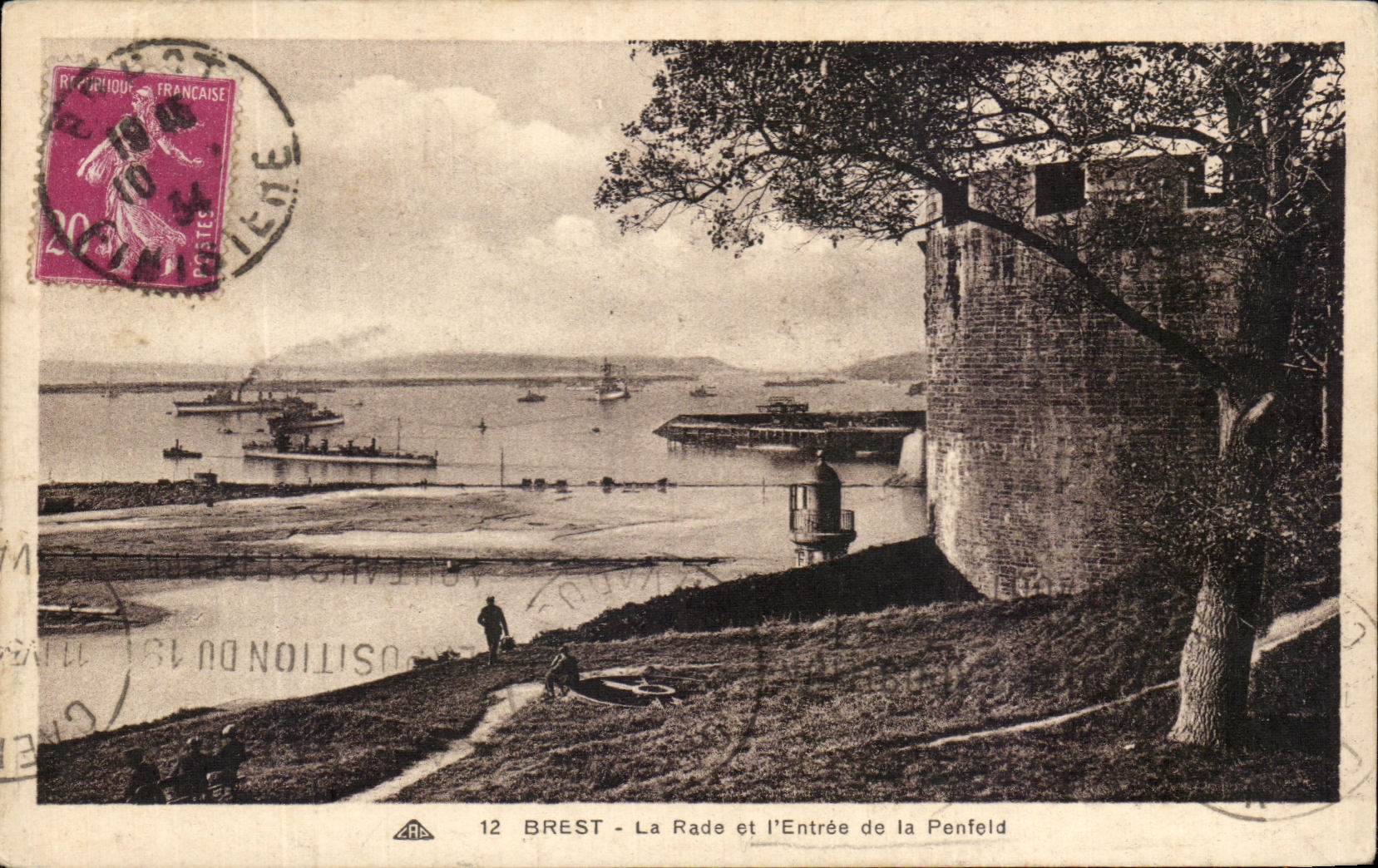 CPA Brest La Rade Et L Entree de La Penfeld Bateaux