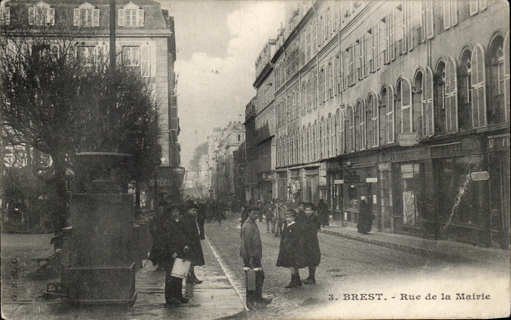 CPA Brest Rue de La Mairie Enfants