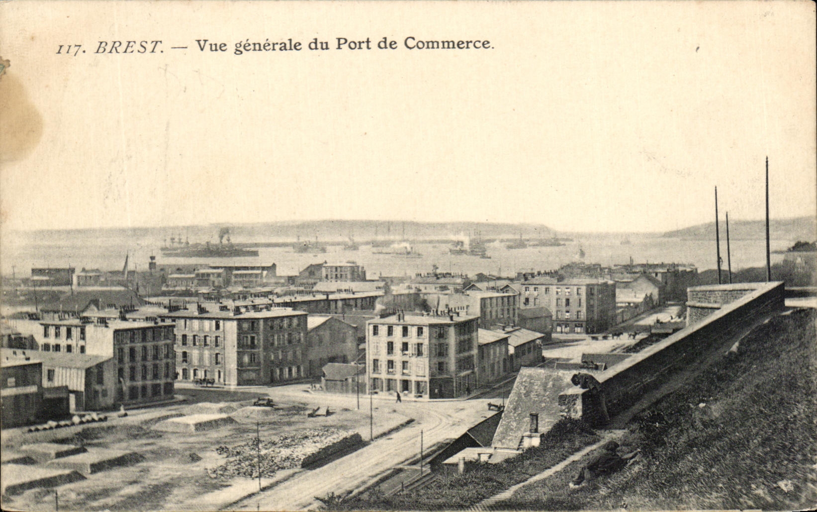 CPA Brest Vue Generale Du Port de Commerce