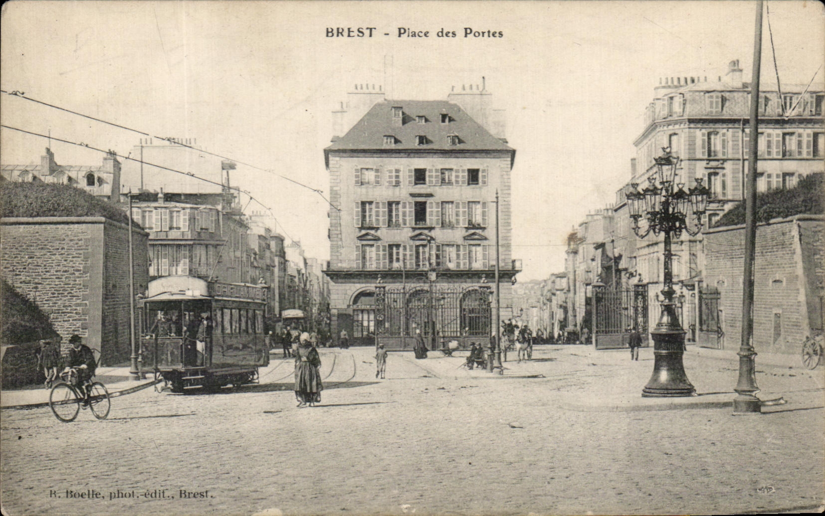 CPA Brest Place Des Portes Tramway