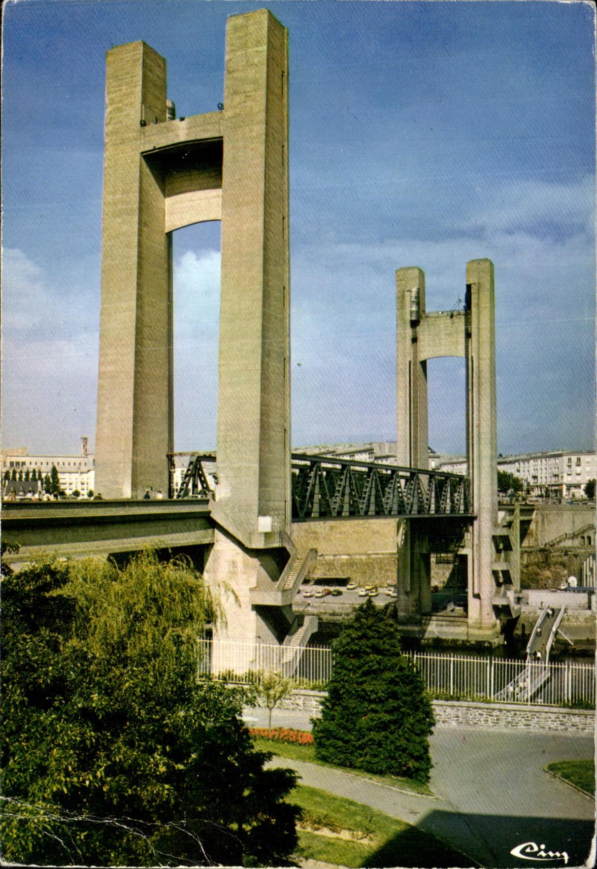 CPM Brest Le Pont Levant De Recouvrance 