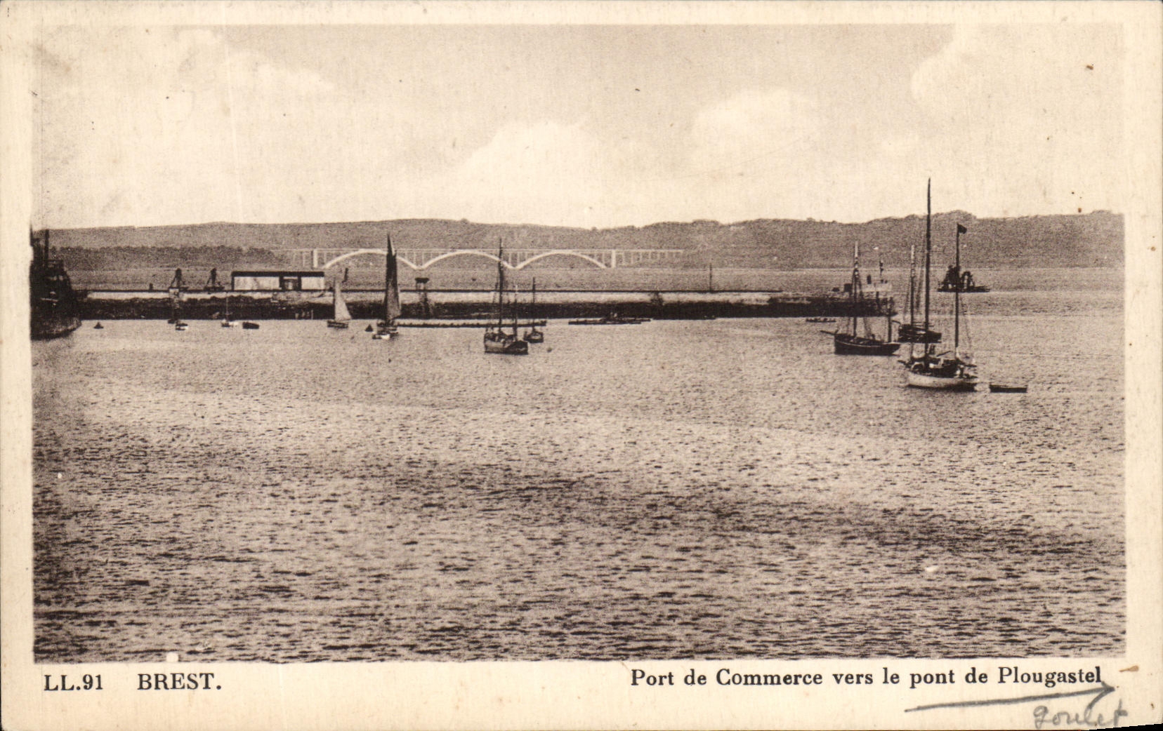 CPA Brest Port De Commerce vers le pont de Plougastel