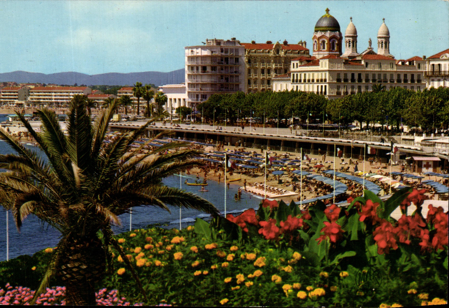 CPM La Cote D Azur Saint Raphael La Plage