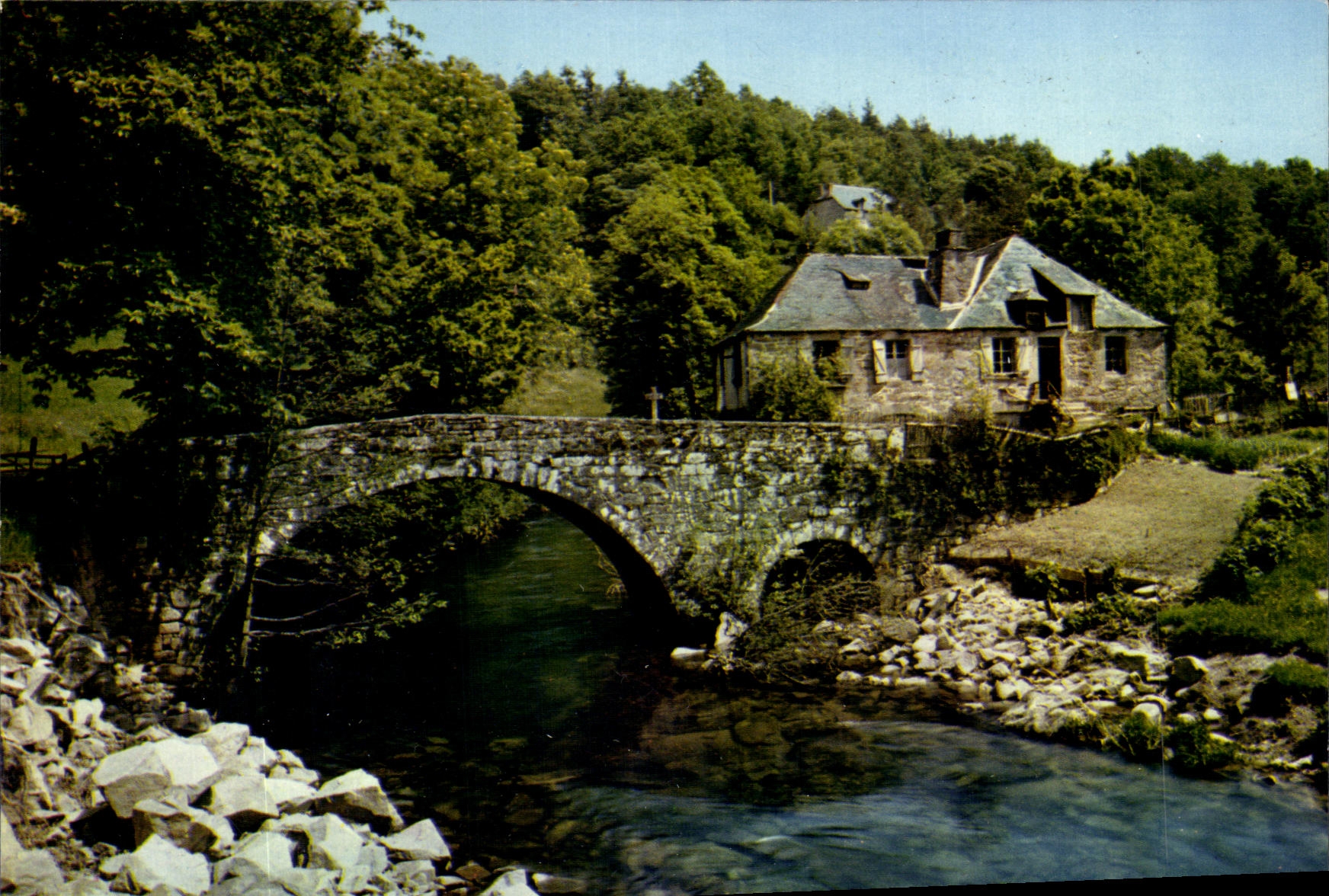 MODERN CARD In the Picturesque Limousin
