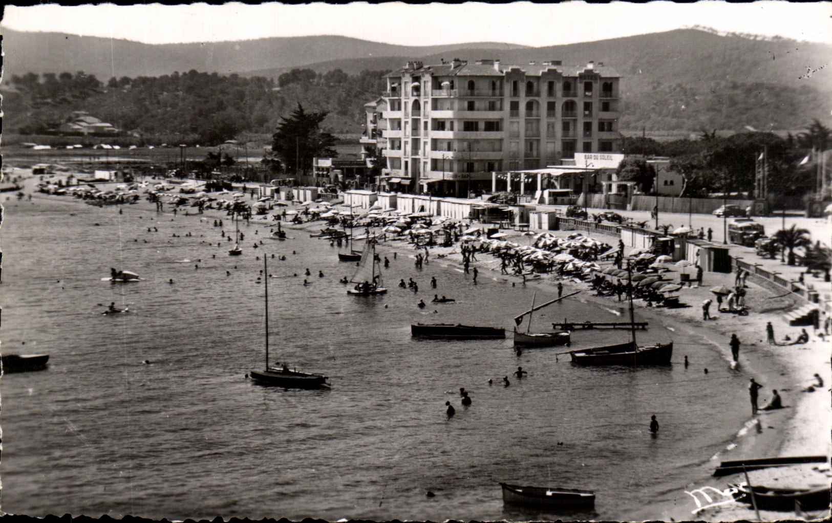 CPSM Le Lavandou La Plage 