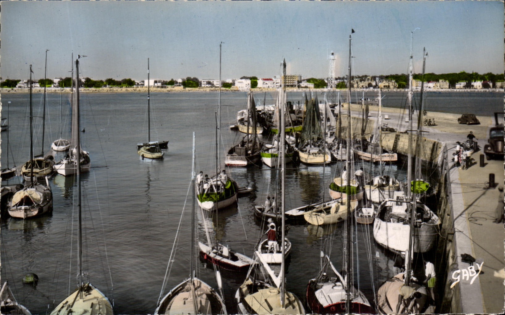CPSM Royan los barcos portuarios del pecado