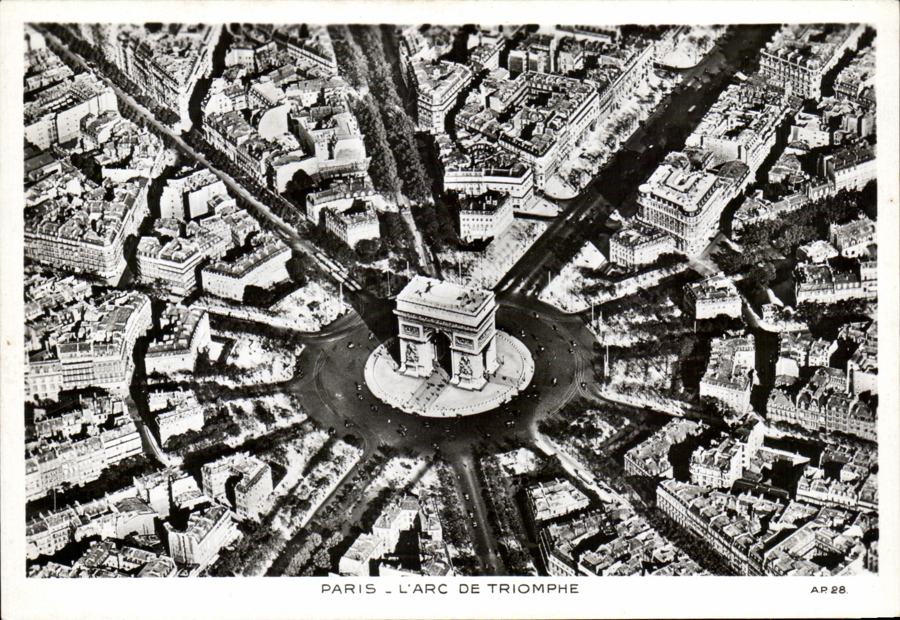 CPSM Paris L Arc De Triomphe