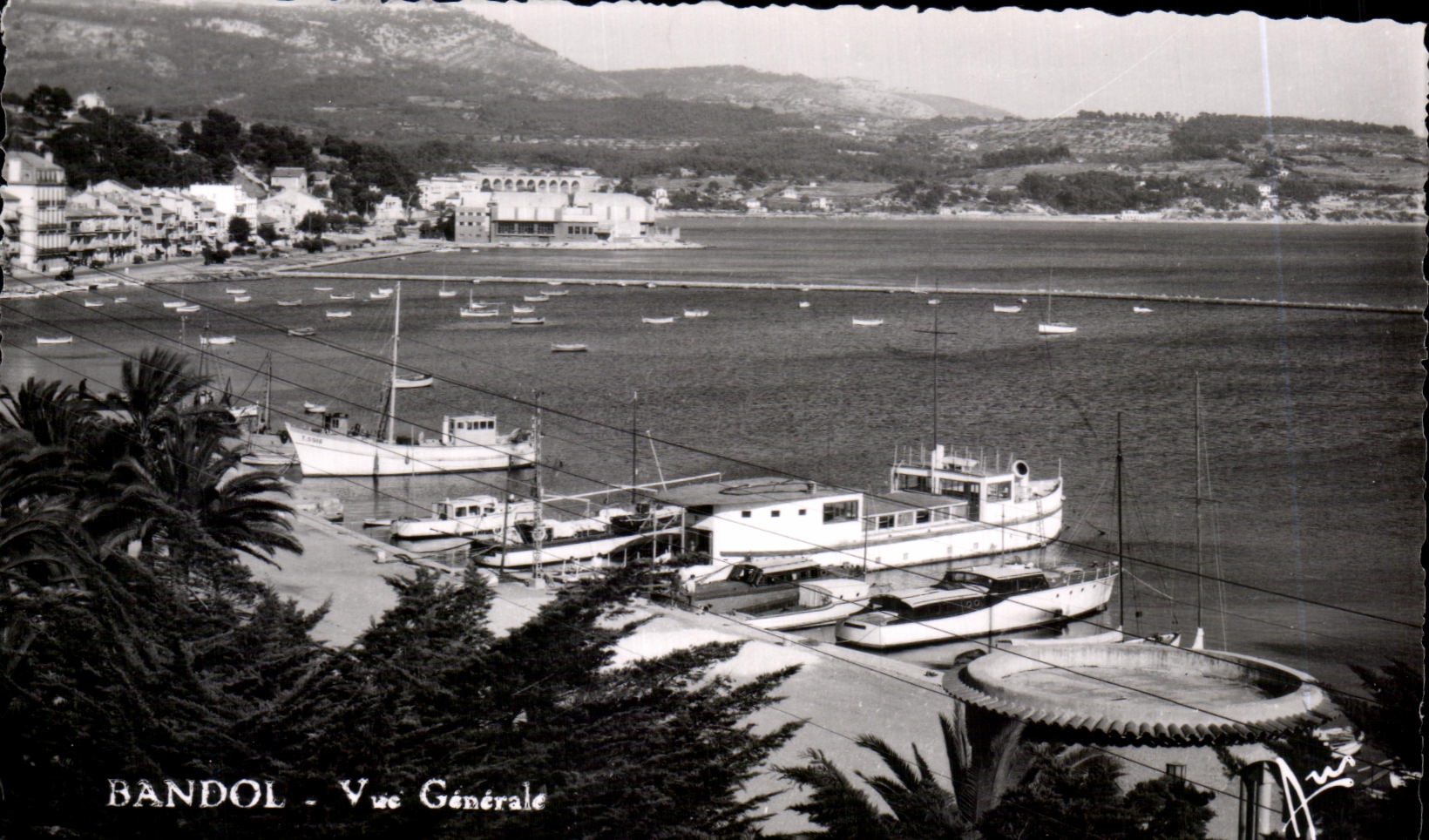 CPSM Bandol Vue Generale Bateaux