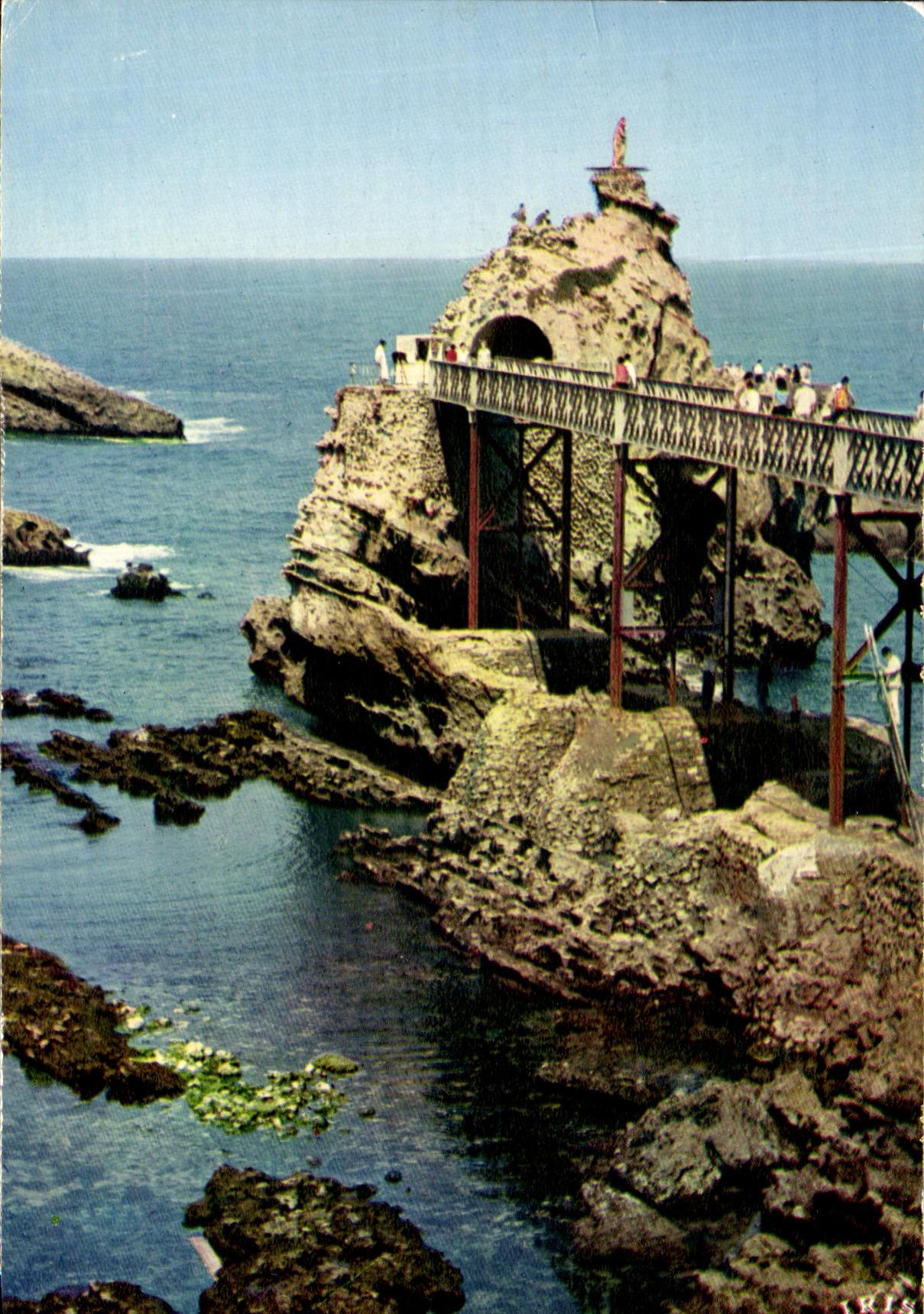 CPSM Biarritz Le Rocher de la Vierge