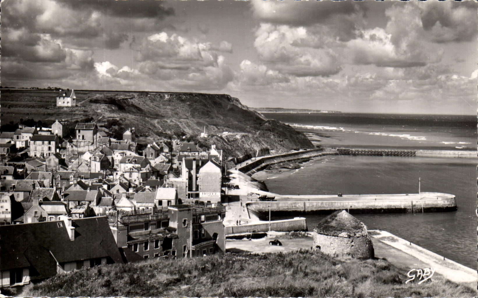CPSM Port en Bessin La Tour Vauban et Vue d ensemble