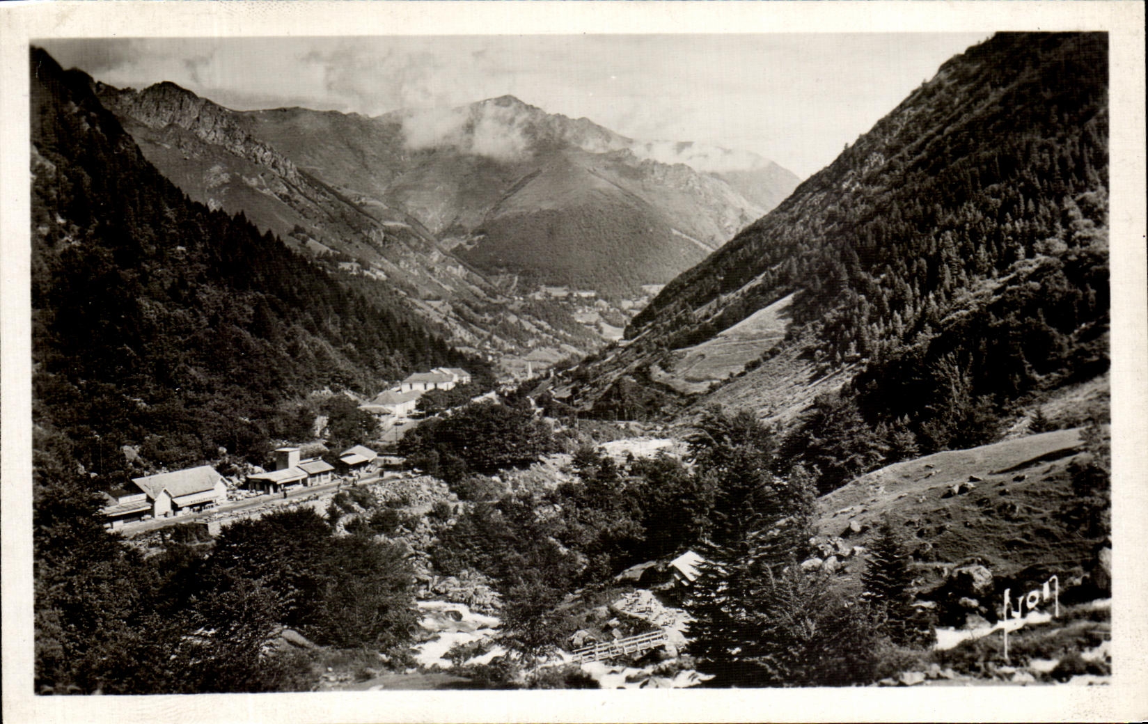 CPSM Hautes Pyrnees Cauterets La Ralliere