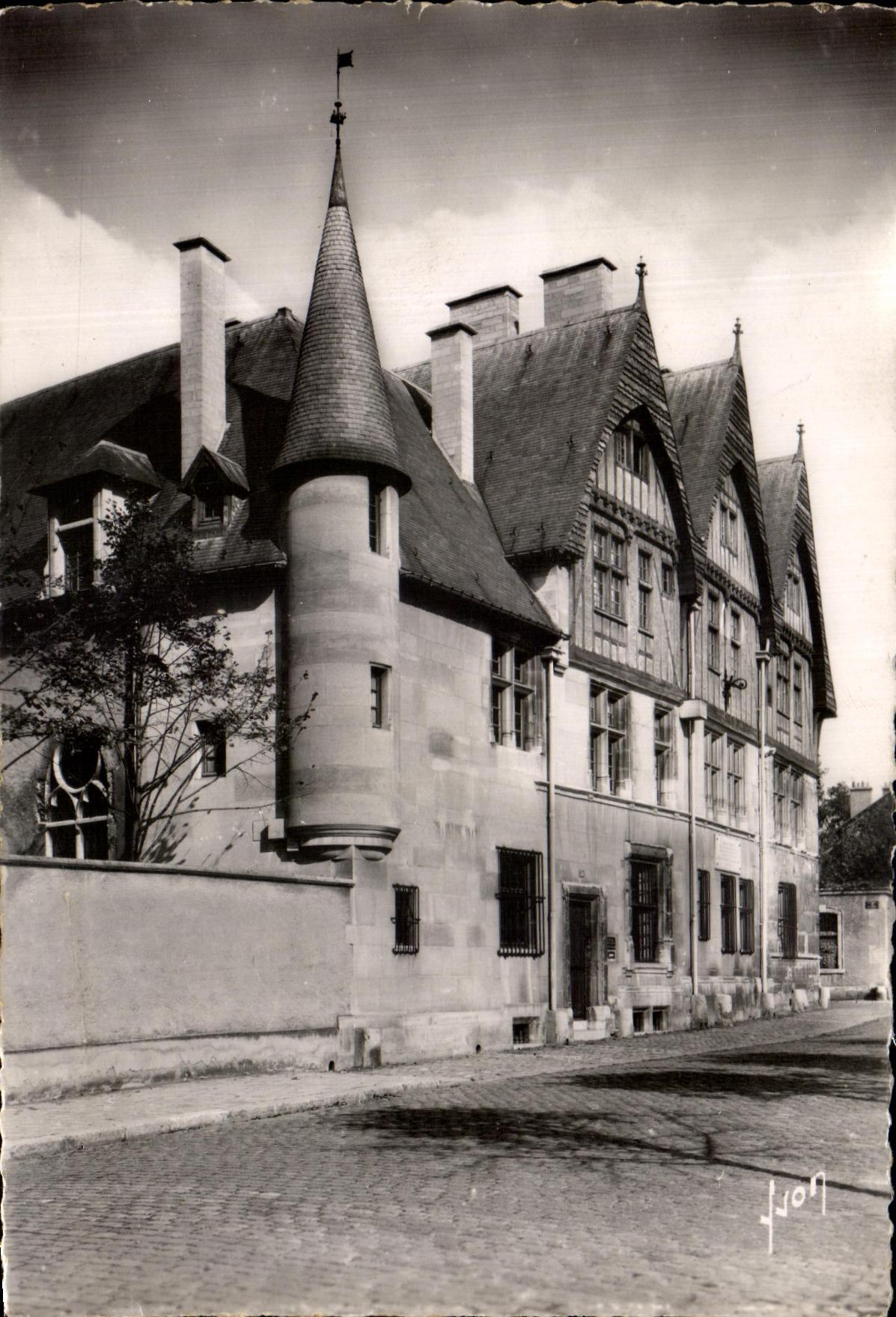 MODERN CARD Rheims Places Forum Hotel and Museum the Dandy roll