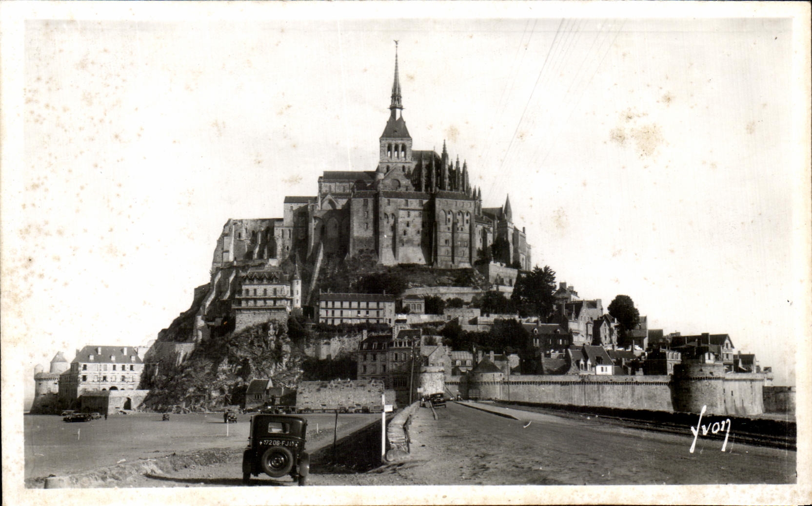 MODERN CARD Mount St Michel