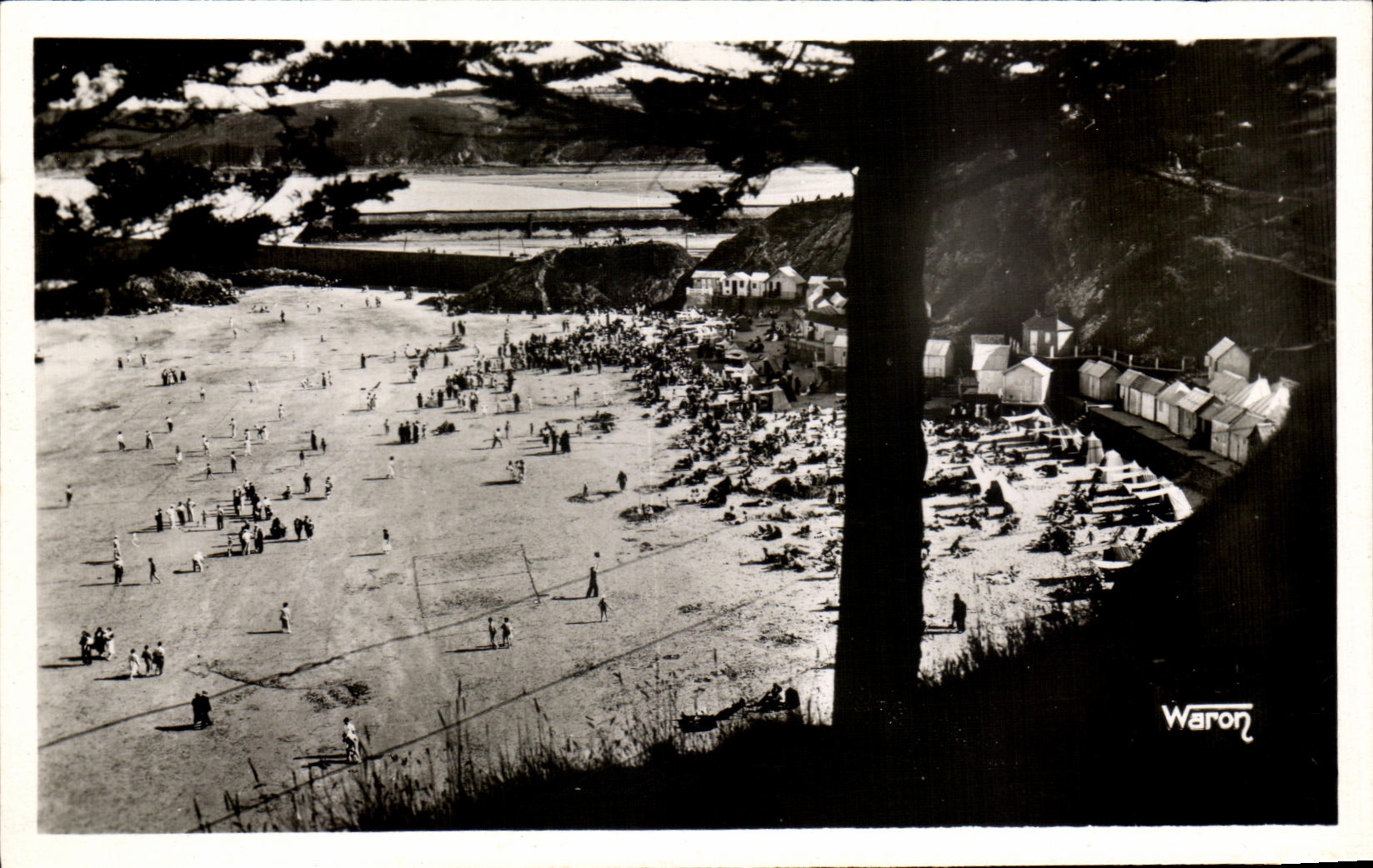 CPM Binic Vue Generale De La Plage De L Avant Port