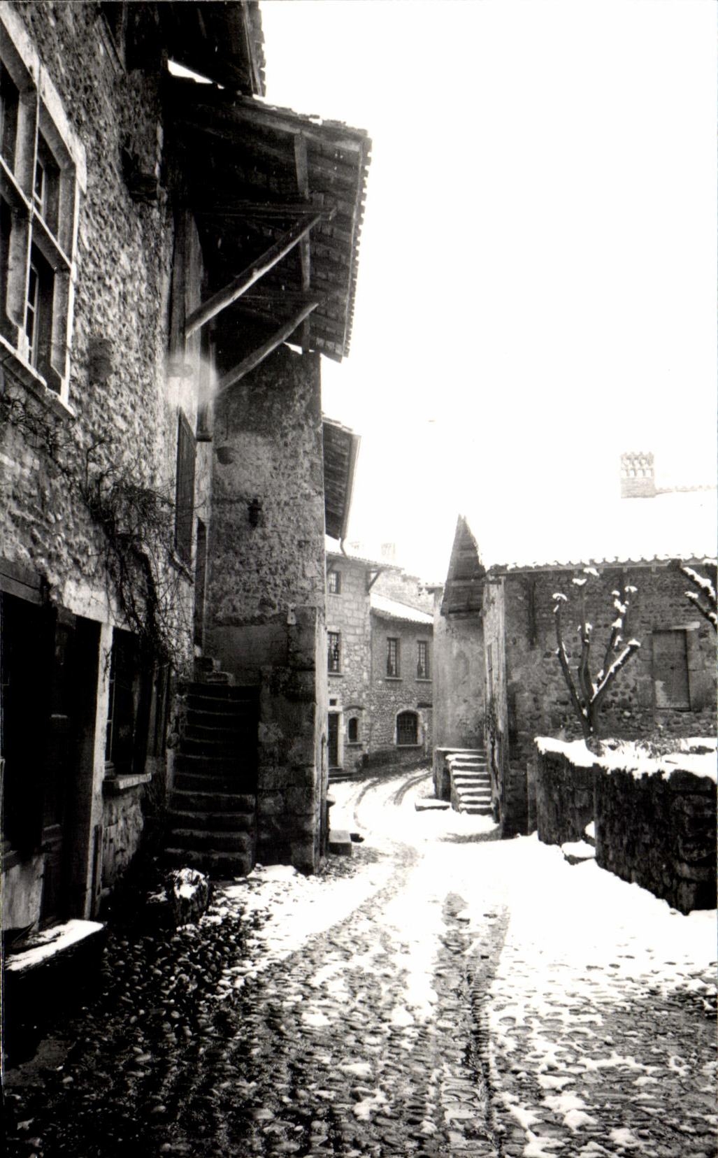 Photo Houses under snow