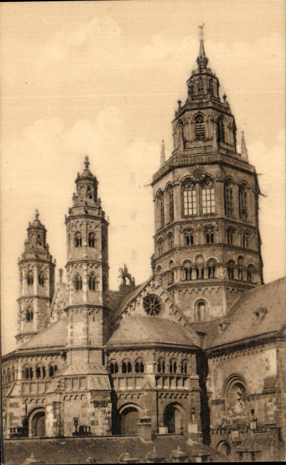 Dom Zu Maguncia de Der de la POSTAL de la VENDIMIA