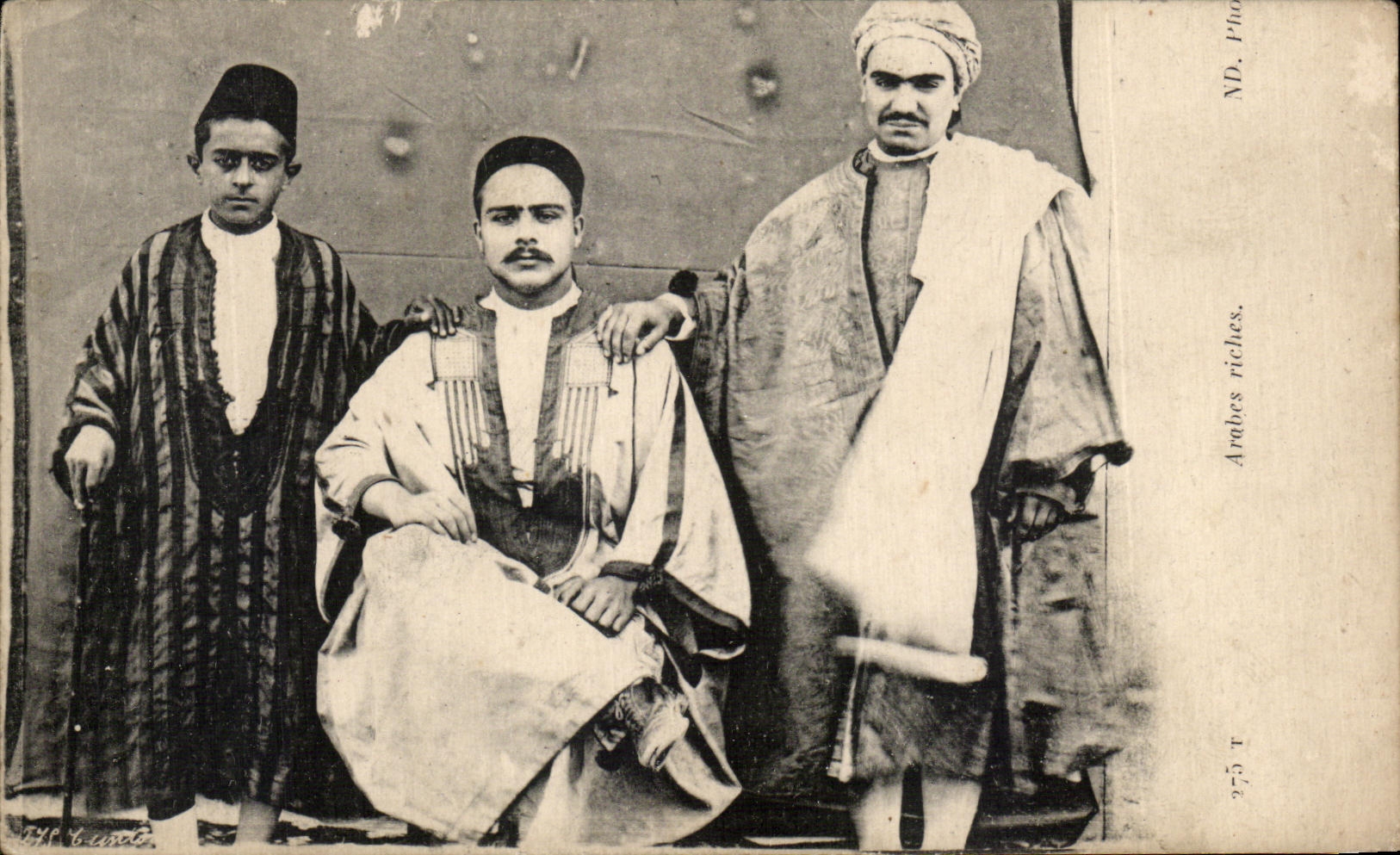 VINTAGE POSTCARD Arab rich person
