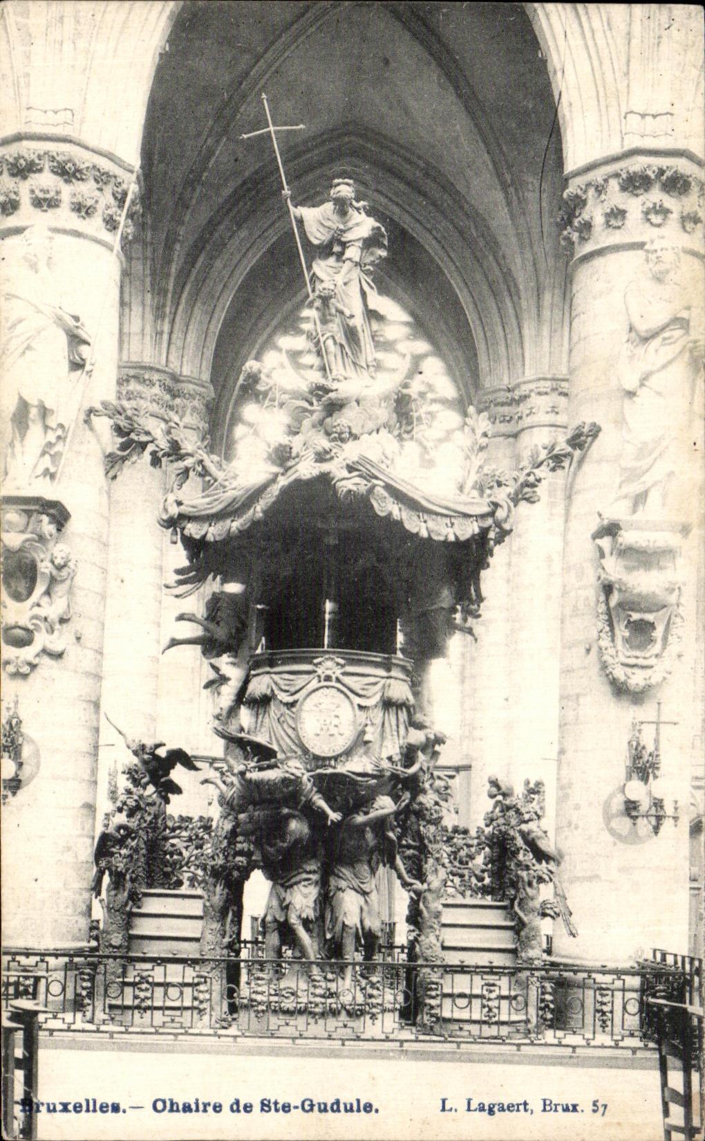 Púlpito de Bruselas de la POSTAL de la VENDIMIA del co  Gudulia