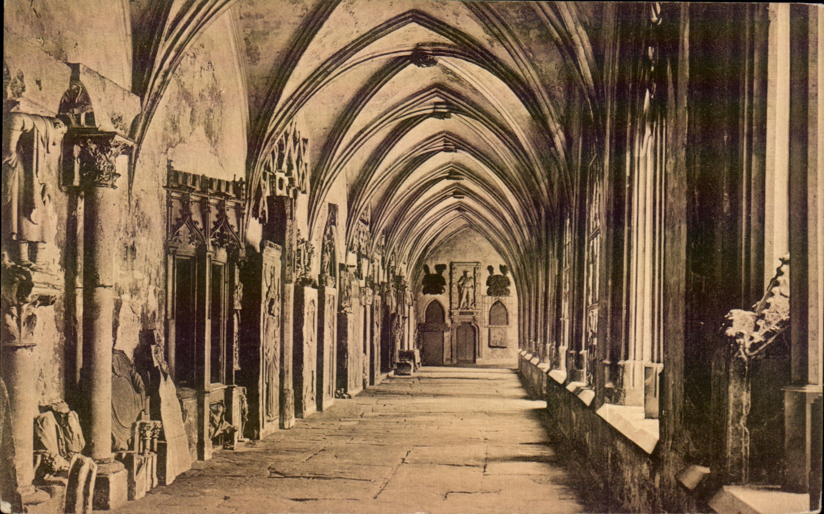 Gothisch de los Dom Zu Maguncia Kreuzgang de la POSTAL de la VENDIMIA