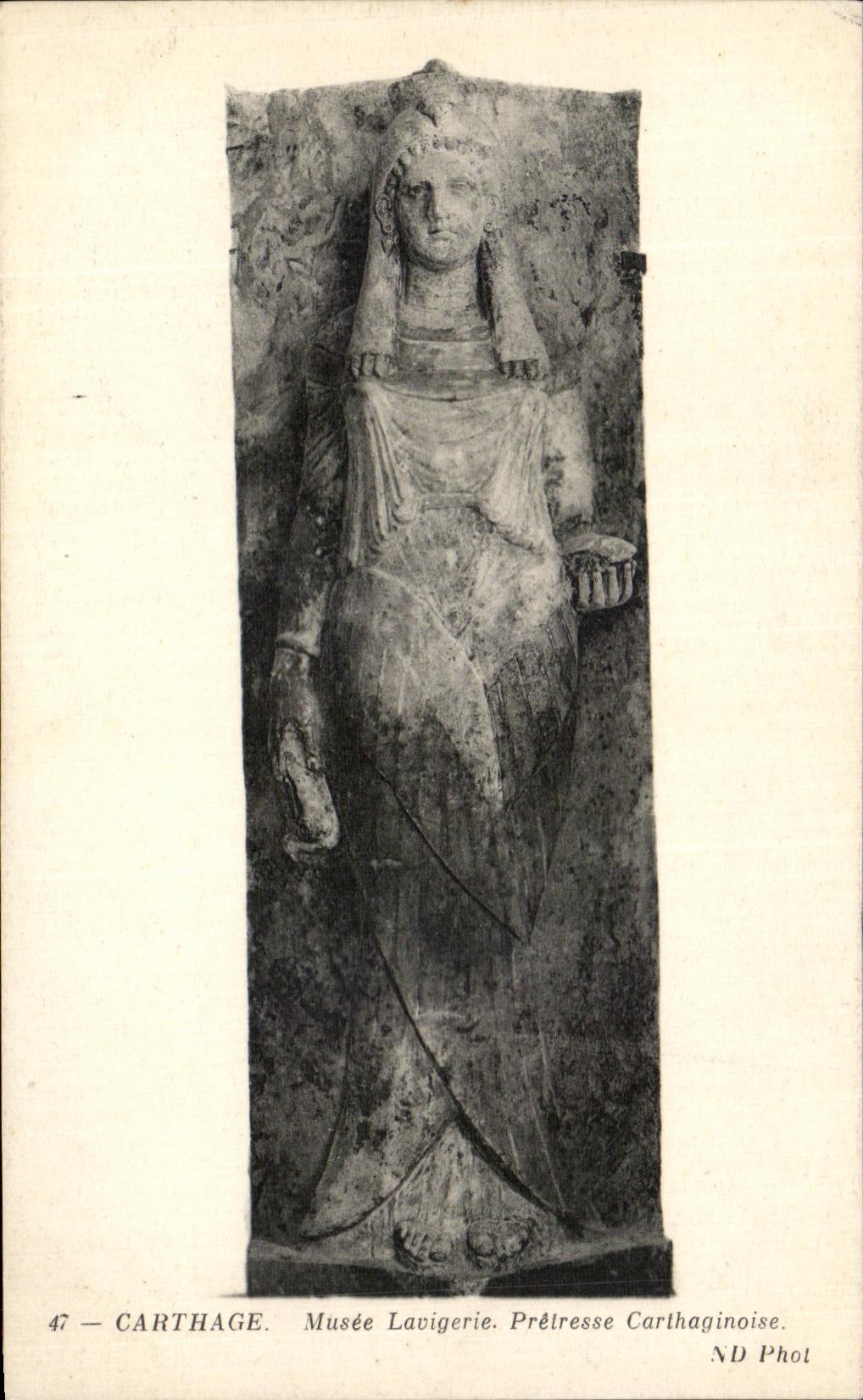 VINTAGE POSTCARD Carthage Museum Lavigerie Carthaginian Priestess