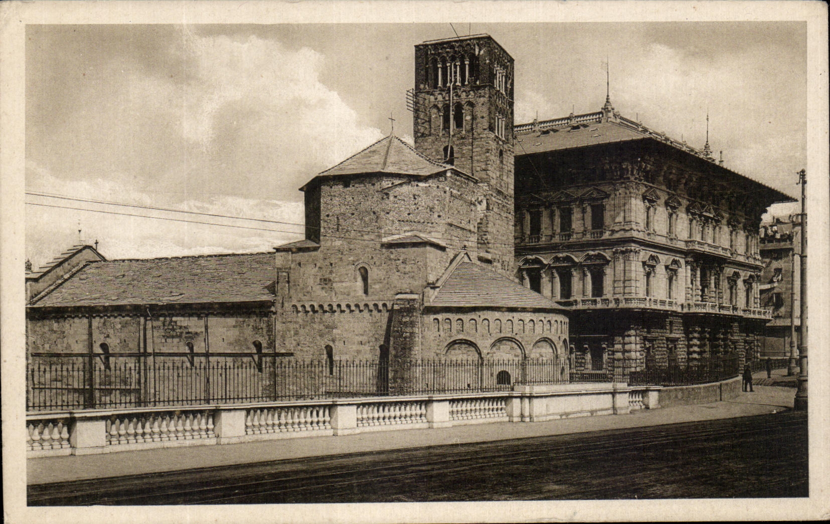 Pez gordo E monumental Chiesa de Genova de la POSTAL de la VENDIMIA