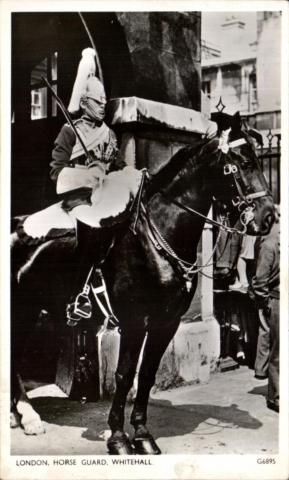 VINTAGE POSTCARD London Horse Guard Whitehall