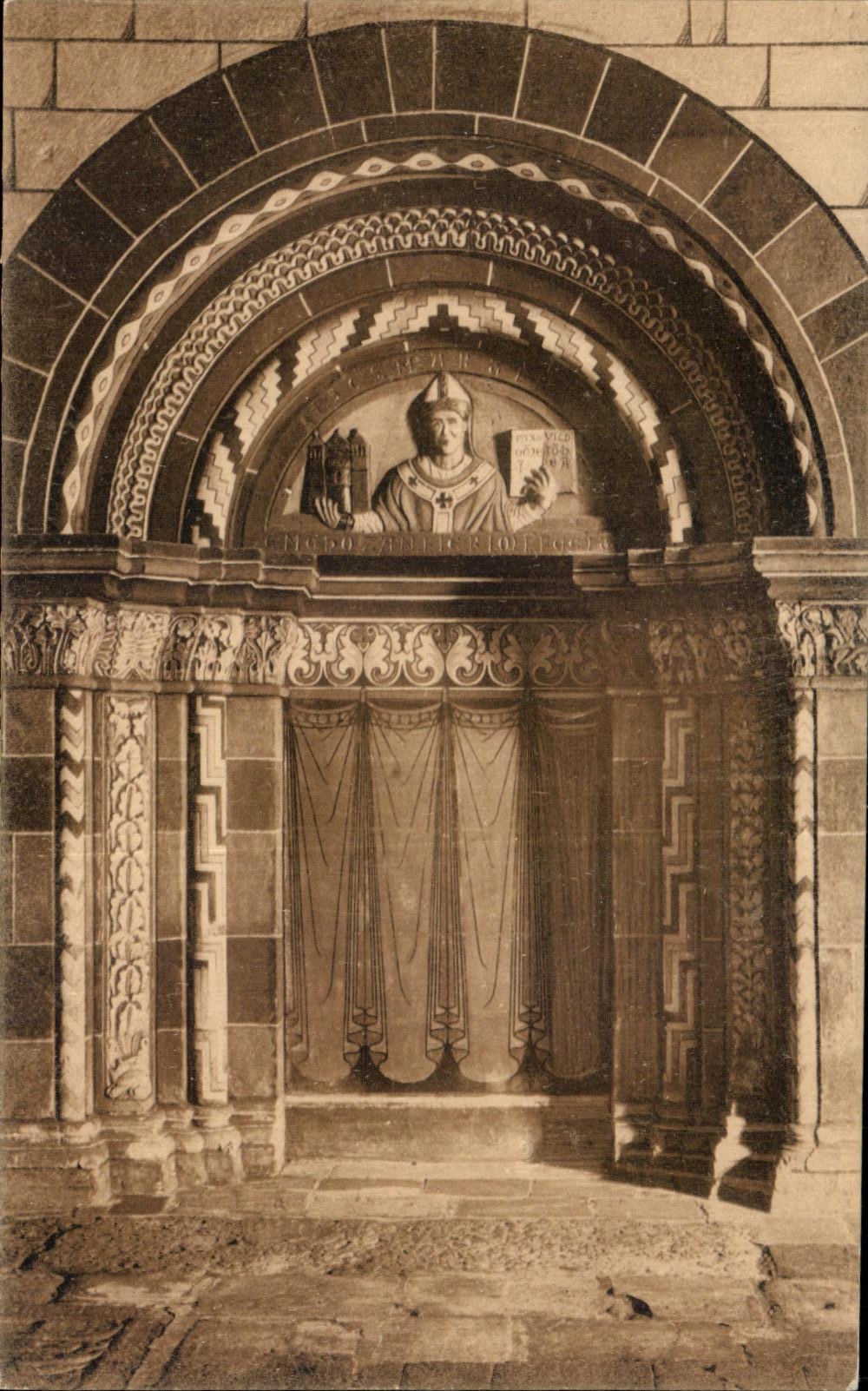 Portal de los Dom Zu Maguncia Romanishces de Der de la POSTAL de la VENDIMIA en el der Memorie