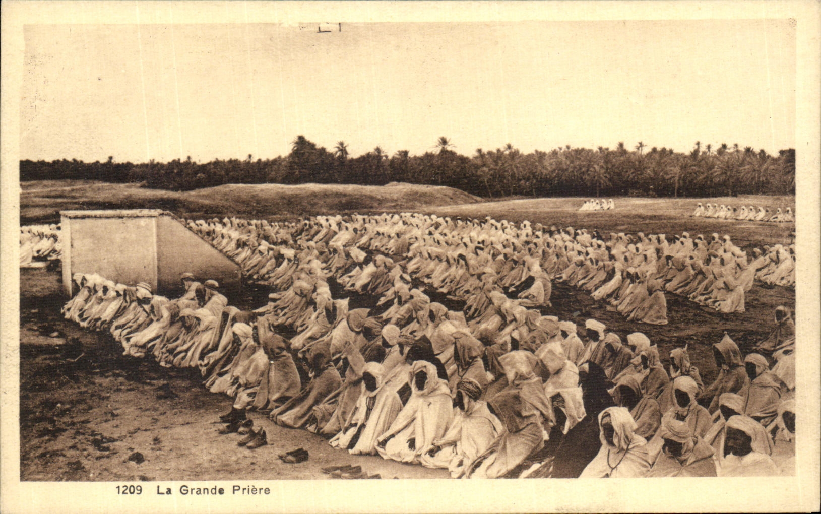 VINTAGE POSTCARD Large the Islan Prayer